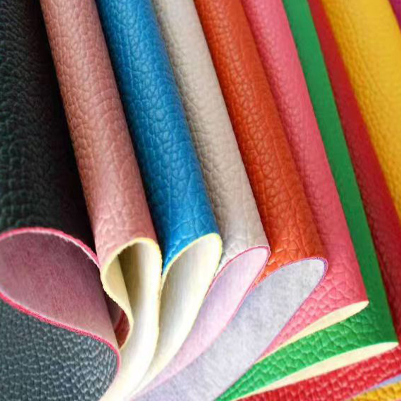 人工皮革はどのように生産されるのでしょうか?