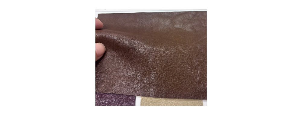 Picture shows oil wax PU leather